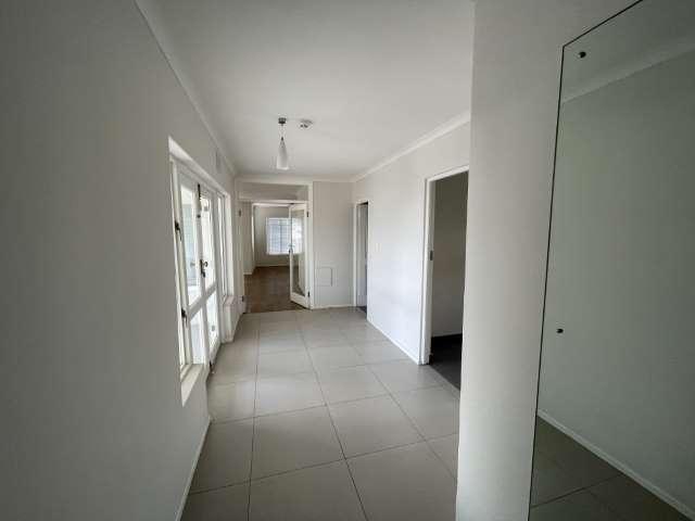 Commercial Property for Sale in Vredehoek Western Cape